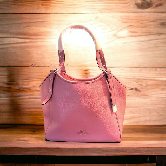 Coach Meadow Large White Pebble bag - Picture 1 of 9